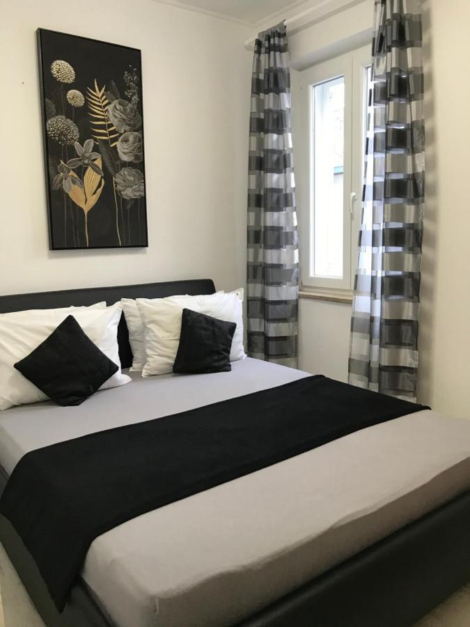 House Niko Apartment Kastela Bagian luar foto