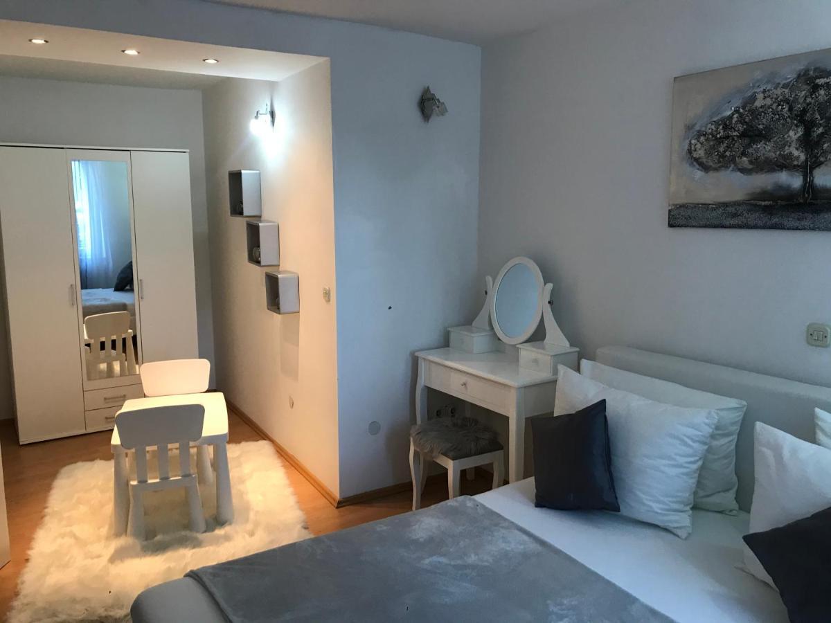 House Niko Apartment Kastela Bagian luar foto