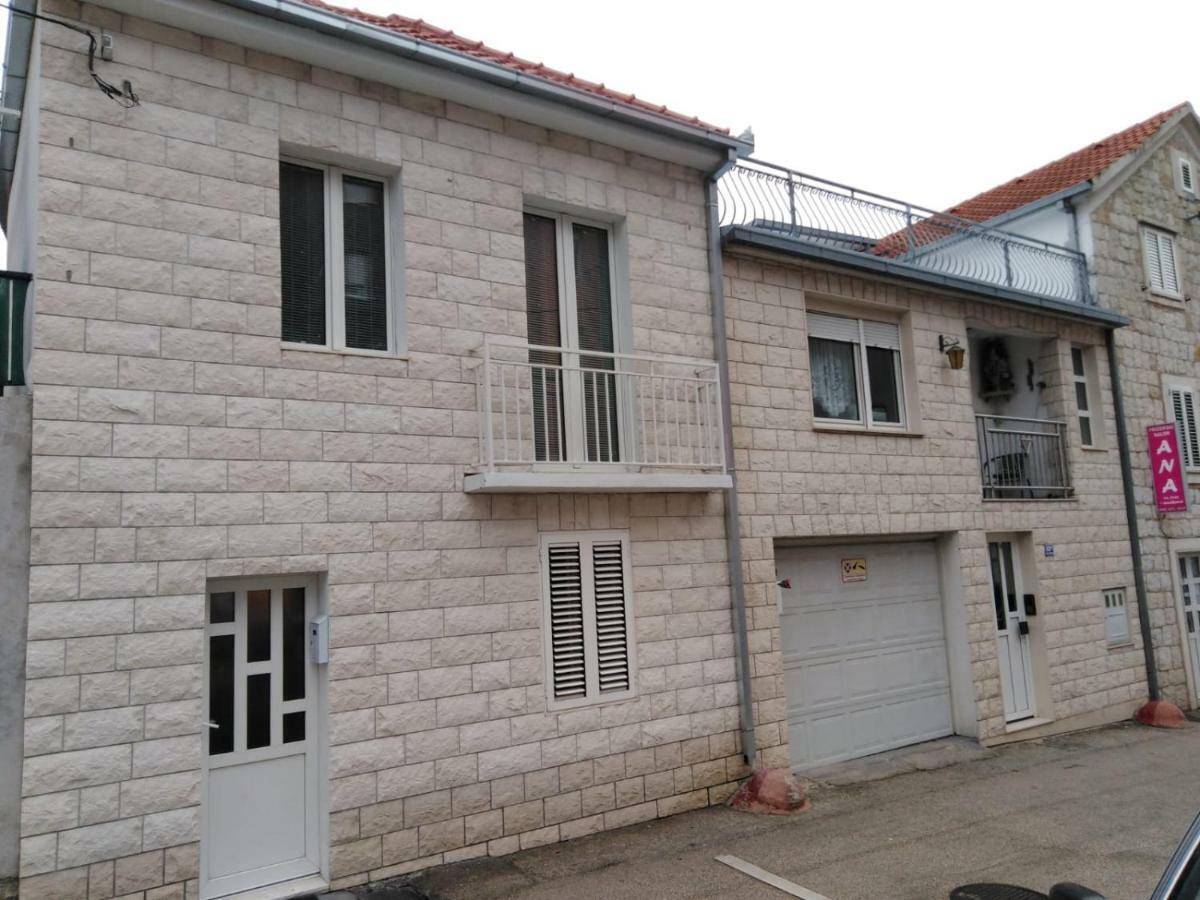 House Niko Apartment Kastela Bagian luar foto