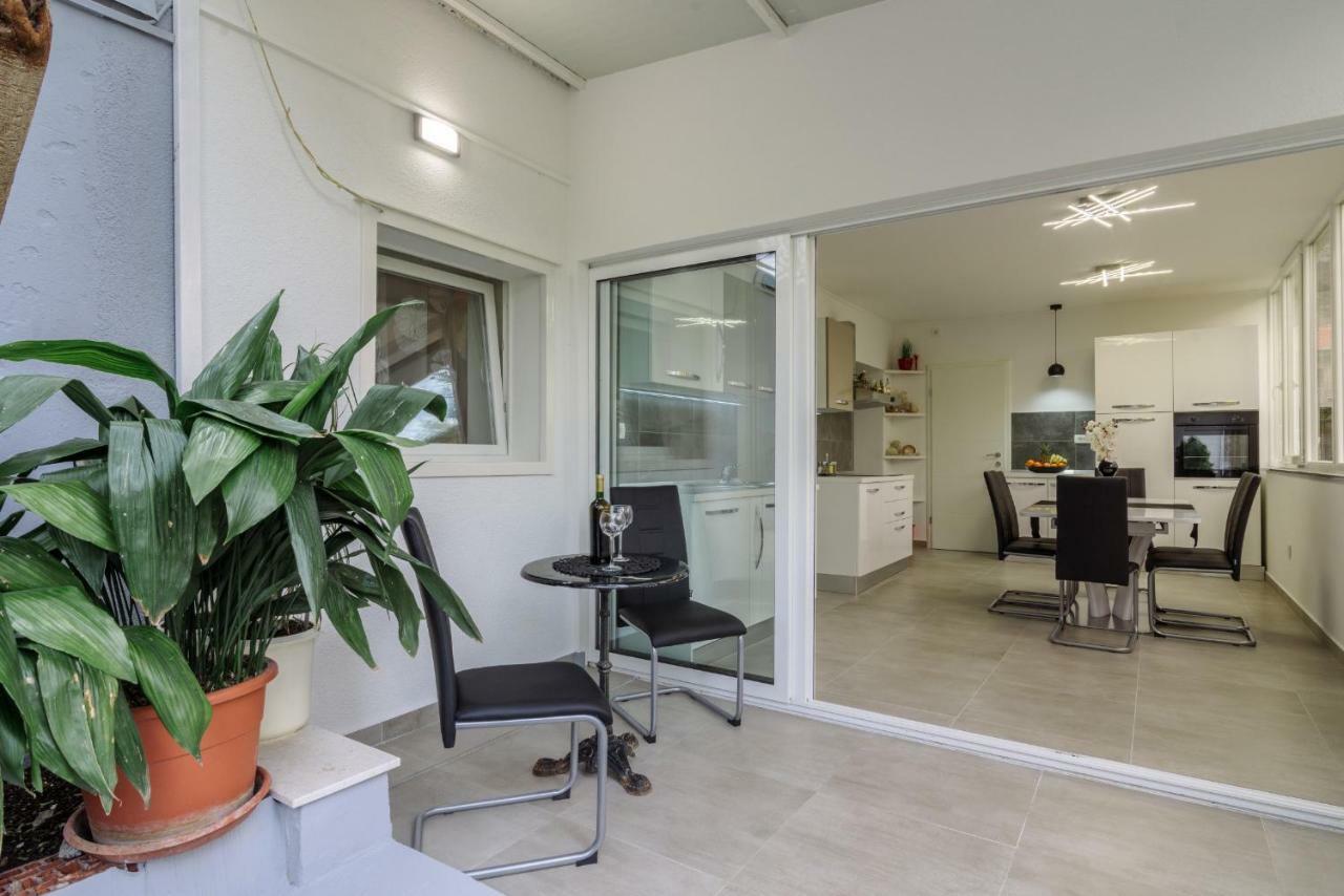 House Niko Apartment Kastela Bagian luar foto
