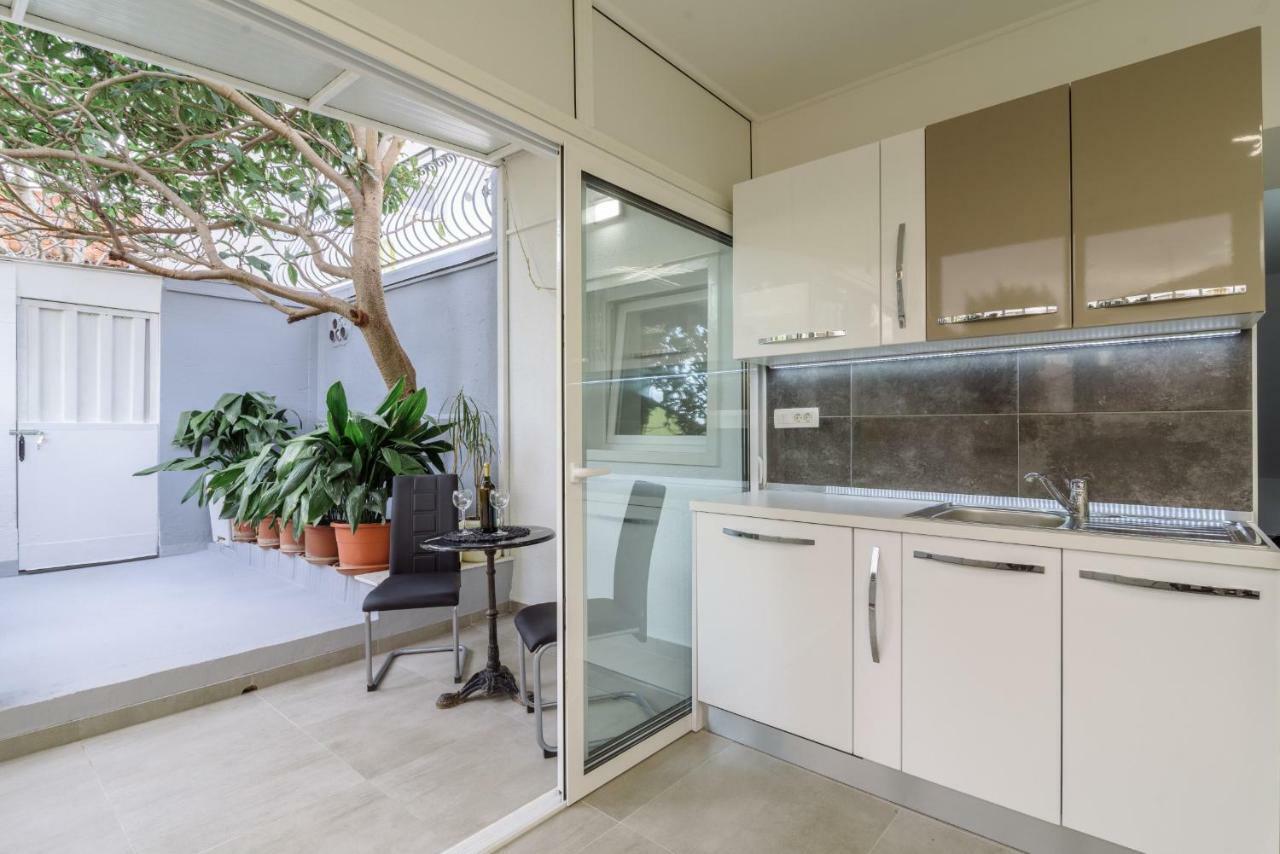 House Niko Apartment Kastela Bagian luar foto