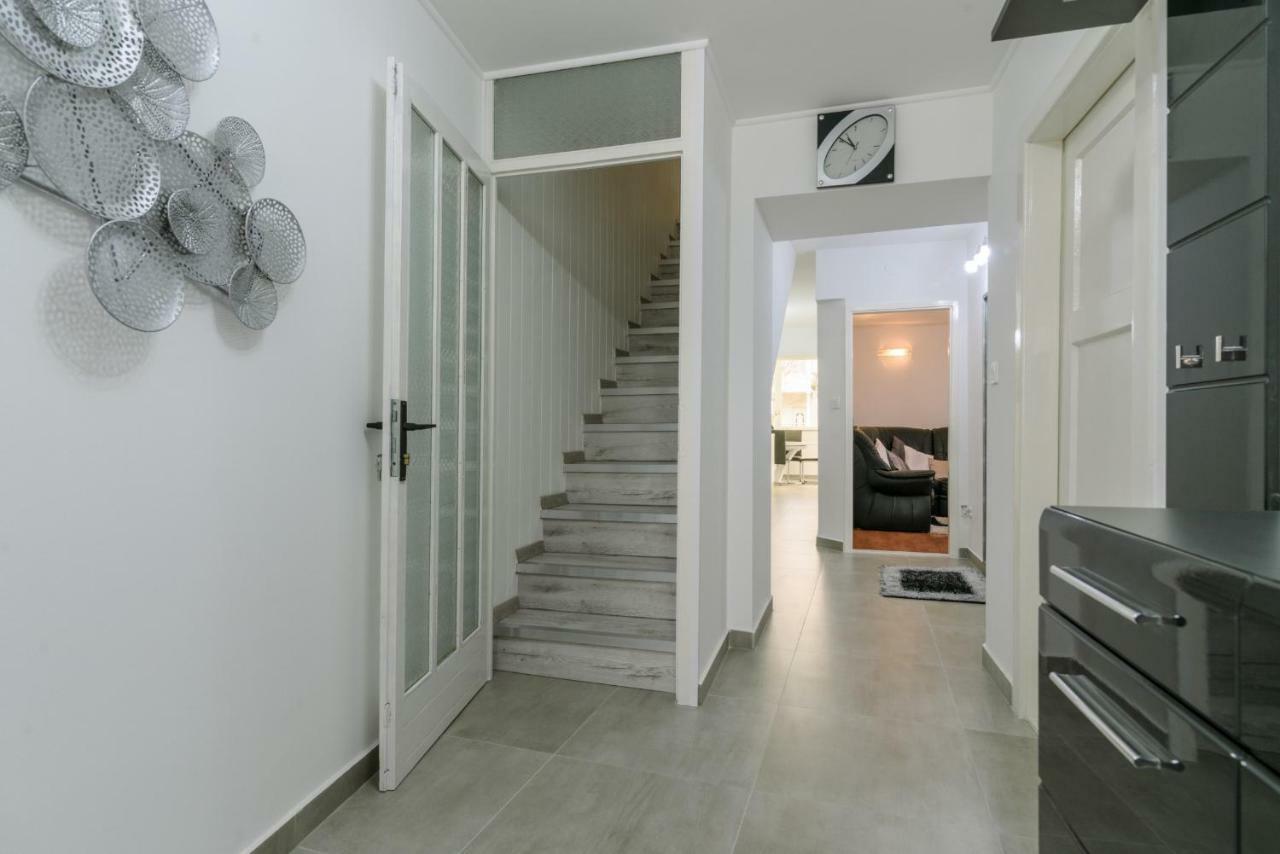 House Niko Apartment Kastela Bagian luar foto