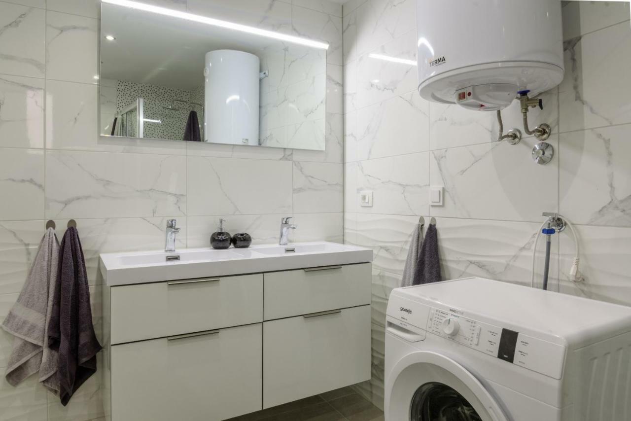 House Niko Apartment Kastela Bagian luar foto