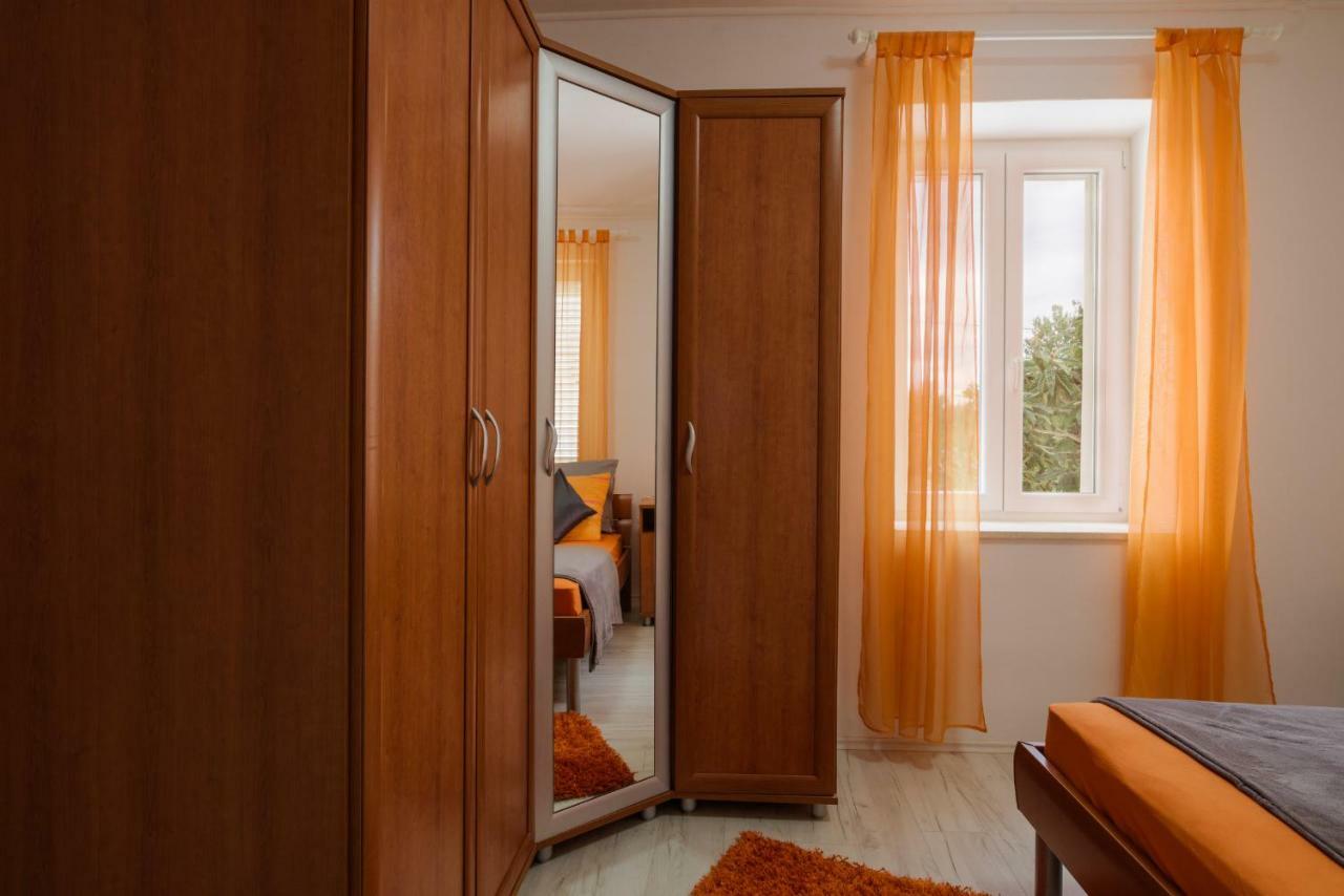House Niko Apartment Kastela Bagian luar foto
